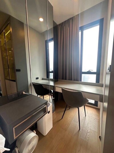 แอชตัน จุฬา - สีลม / 📐 ขนาด 34.05 ตร.ม. | 1 ห้องนอน 1 ห้องน้ำ