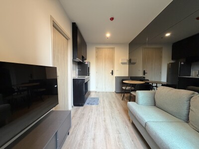 โนเบิล นิว ดิสทริค อาร์ไนน์ / Noble Nue District R9