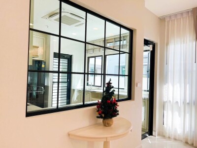 นันทวัน พระราม 9 - กรุงเทพกรีฑาตัดใหม่ / 🛏️ 4 ห้องนอน 🚿 5 ห้องน้ำ 🚗 ที่จอดรถ 3 คัน