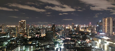 ไลฟ์ ลาดพร้าว / Life Ladprao