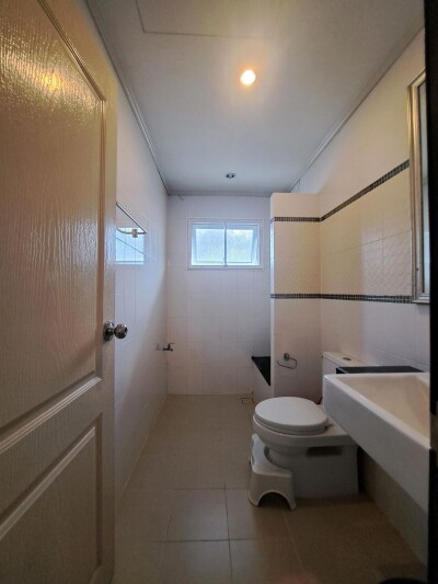 ศุภาลัย การ์เด้นวิลล์ กรุงเทพกรีฑาตัดใหม่ - มอเตอร์เวย์