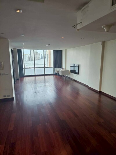 เลอ รัฟฟิเน่ สุขุมวิท 31 / Le Raffine Sukhumvit 31-4