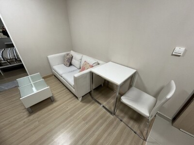 เอ็มโซไซตี้ คอนโดมิเนียม / M Society Condominium