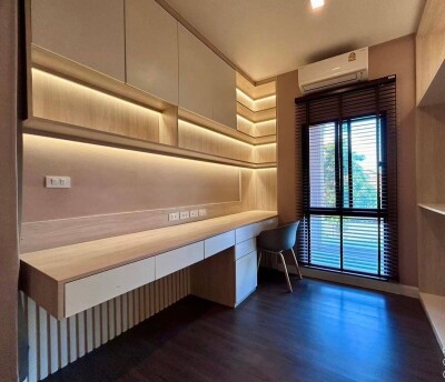 บางกอก บูเลอวาร์ด บางนา - ศรีนครินทร์ / 🛏 3 ห้องนอน | 🛁 3 ห้องน้ำ | 🛋 1 ห้องรับแขก