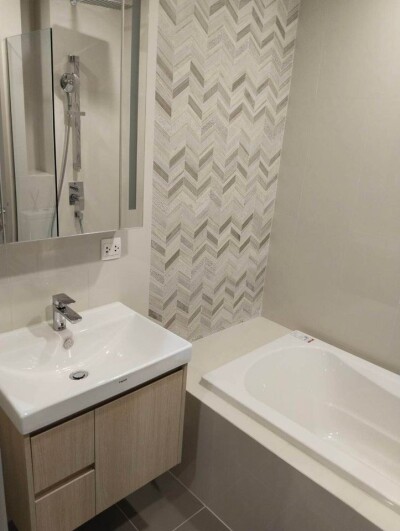 โอกะ เฮ้าส์ สุขุมวิท 36 / 35 ตร.ม.  ชั้น 15