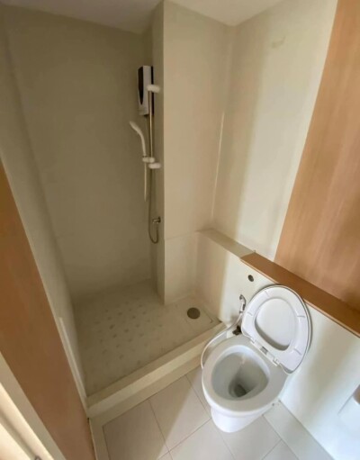 แอสปาย รัชดา - วงศ์สว่าง / 21 ตรม.