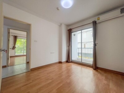 ซิตี้ รีสอร์ท รัชดา - ห้วยขวาง / 62 ตรม .