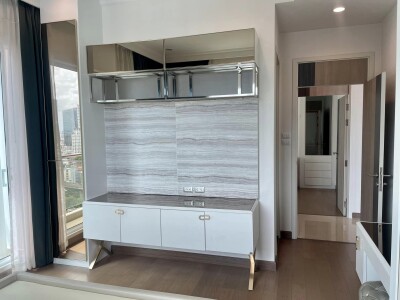 ศุภาลัย เอลีท แอท พญาไท / 106.03 sqm. ชั้น 21 *