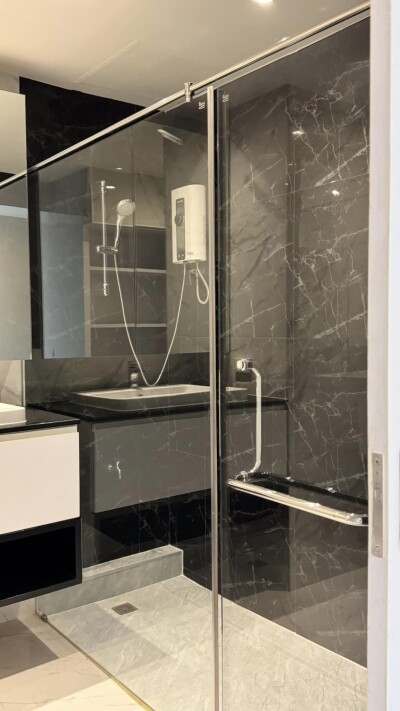 อัปเดตล่าสุด 5/3/68 : มาสเตอร์ วิว เอ็กเซ็กคิวทีฟ เพลส /  61ตรม.  ชั้น 21 ห้อง 1006/205