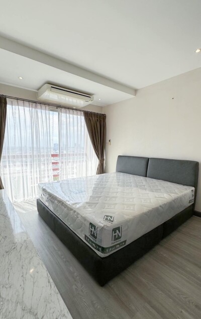 อัปเดตล่าสุด 5/3/68 : มาสเตอร์ วิว เอ็กเซ็กคิวทีฟ เพลส /  61ตรม.  ชั้น 21 ห้อง 1006/205