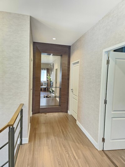 บ้านลุมพินี สวนหลวง ร.9 / 4 ห้องนอน 4 ห้องน้ํา