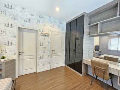 บ้านลุมพินี สวนหลวง ร.9 / 4 ห้องนอน 4 ห้องน้ํา