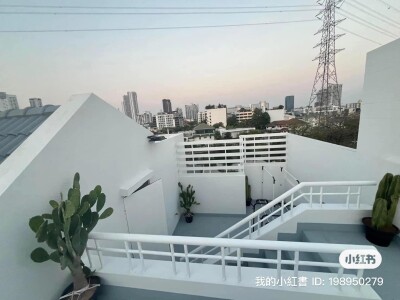 พูลวิลล่าสไตล์โมเดิร์นลักชูรี่ รัชดาห้วยขวางพร้อมอยู่  6 นอน 6 น้ำ