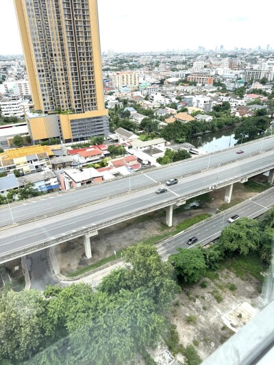 อัปเดตล่าสุด 26/3/68 : เดอะลีฟ พัฒนาการ / 30.42 ตร.ม ชั้น 21