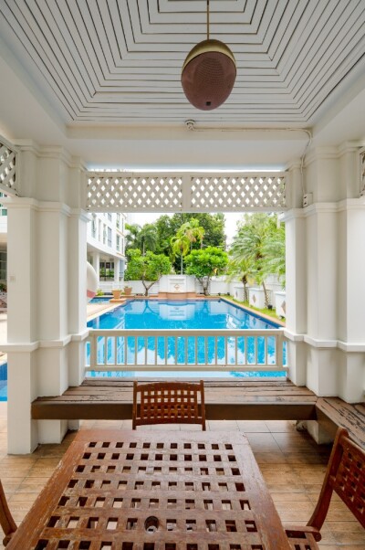 เดอะ บางกอก สุขุมวิท 61 / ชั้น 5 ขนาด 75 SQ.M.