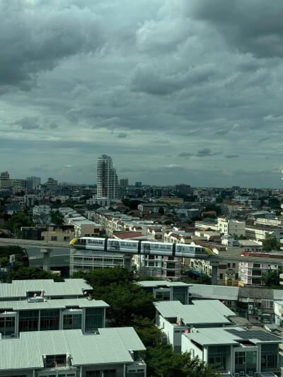 อัปเดตล่าสุด 8/10/67 : เดอะ รูม รัชดา - ลาดพร้าว / 65 ตร.ม ชั้น 14