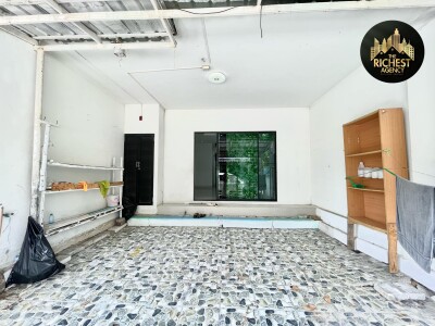 ไอฟีล บางนา / 196 ตรม.