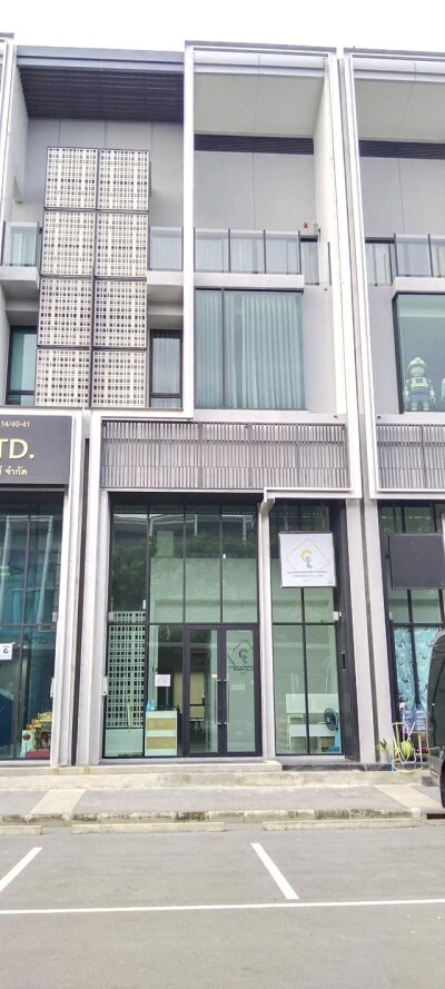 โอมออฟฟิศคาสเคด บางนา-1