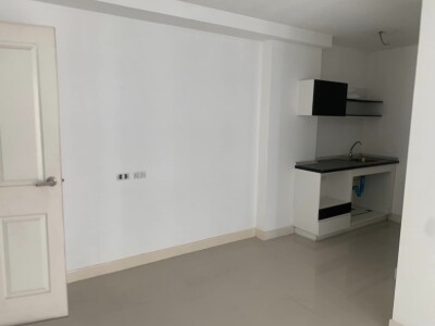 อัปเดตล่าสุด 15/9/67 :ลิปป์ ลาดพร้าว 20 / ขนาด  34.4 ตรม ชั้น 7