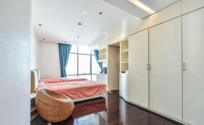 บ้าน สาทร – เจ้าพระยา /  110 ตร.ม.  อยู่ชั้น 11