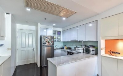 บ้าน สาทร – เจ้าพระยา /  110 ตร.ม.  อยู่ชั้น 11