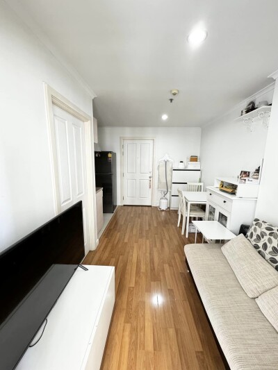 อัปเดตล่าสุด 28/9/67 :  ลุมพินี พาร์ค ริเวอร์ไซด์ - พระราม 3 / อาคาร A ชั้น 7 ห้องขนาด 28.5 ตรม.-3