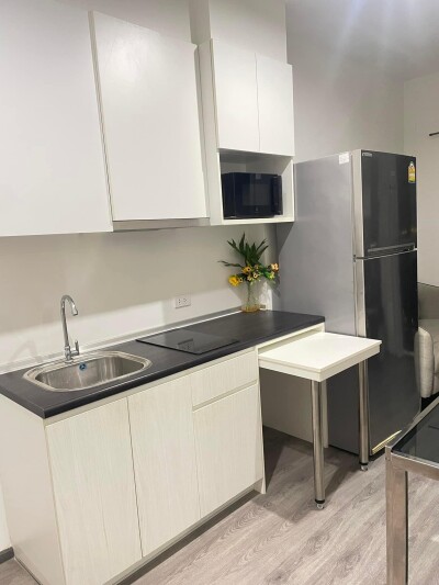 ริชพาร์ค แอท ทริปเปิ้ล สเตชั่น /  28.66 ตร.ม. ชั้น 37-5