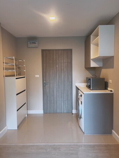 เมโทรลักซ์ รัชดา / 28 ตารางเมตร ชั้น 5 ตึก B-4