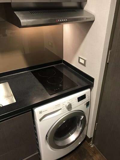 เดอะ ลุมพินี 24 / 26 ตารางเมตร ชั้น 25