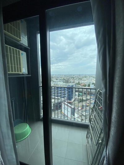 แชปเตอร์วัน มิดทาวน์ ลาดพร้าว 24 /  ชั้น 19 ห้องมุม 36 ตรม