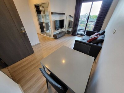 เซ็นทริค ห้วยขวาง สเตชั่น / 40.69 ตรม.  ชั้น 16