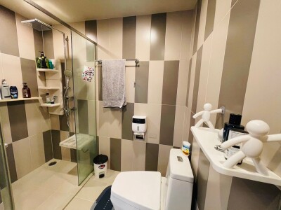 ออนิกซ์ พหลโยธิน / 40.5 ตรม. ชั้น 24