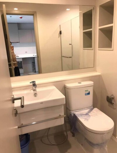 ไลฟ์ แอด ลาดพร้าว 18 / 35.9 ตรม. ชั้น 15 ตึก A