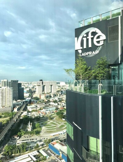 ไลฟ์ แอด ลาดพร้าว 18 / 35.9 ตรม. ชั้น 15 ตึก A
