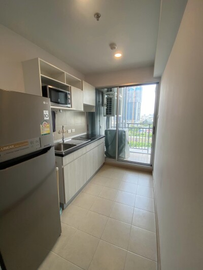 ศุภาลัย ปาร์ค สถานีตลาดพลู /  ชั้น 11  ห้องขนาด 36.5 ตร.ม.-8