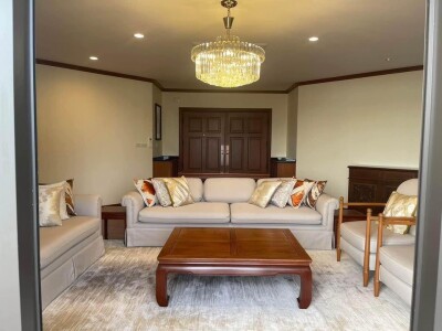 ร่วมสุข คอนโด /  ขนาด 320 ตรม.  ชั้น 9 *