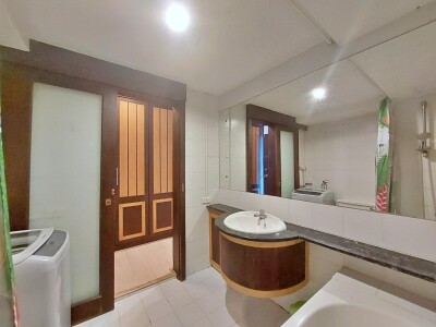 เรนทรี วิลล่า / 32 ตรม.  ชั้น 7