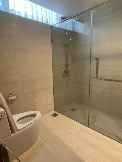 ร่วมสุข คอนโด /  ขนาด 320 ตรม.  ชั้น 9 *