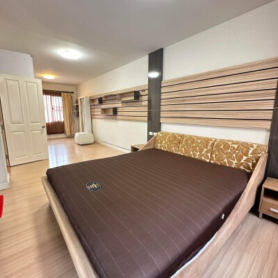 ทาวน์พลัส เกษตร - นวมินทร์ / 300 ตร.ม. เลขที่ 55/113 ซอย 13