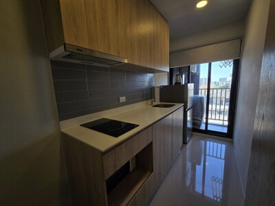 ชีวาทัย ปิ่นเกล้า / Chewathai Pinklao