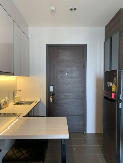 ซี เอกมัย / 30.37 ตร.ม.ชั้น15-4