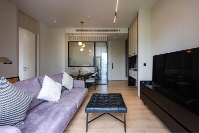 โนเบิล บี ไนน์ทีน / 50 ตรม. ชั้น 21-2