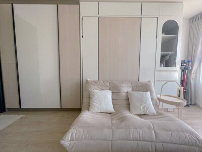 ไอดีโอ สาทร - วงเวียนใหญ่  / 28 ตร.ม . ชั้น 24-2