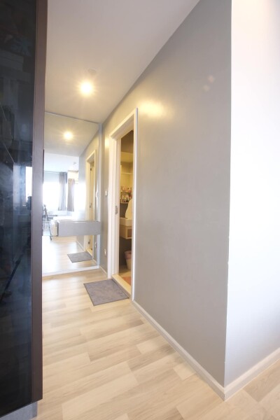 เดอะ คีย์ สาทร - เจริญราษฎร์ / 55.52 ตารางเมตร