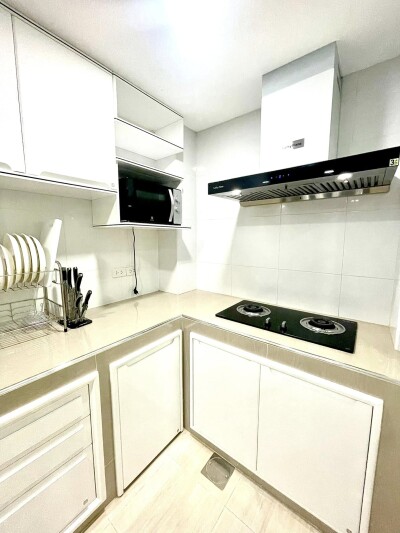 อัปเดตล่าสุด 26/2/2568 :  โกลเด้น นีโอ สุขุมวิท - ลาซาล / 4 ห้องนอน 3 ห้องน้ำ-5