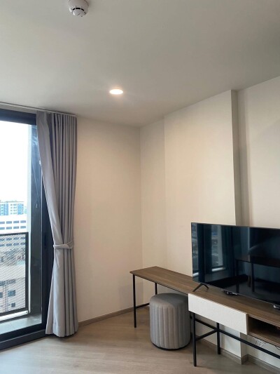 เดอะ เบส สะพานใหม่ /  28 ตารางเมตร ชั้น 14