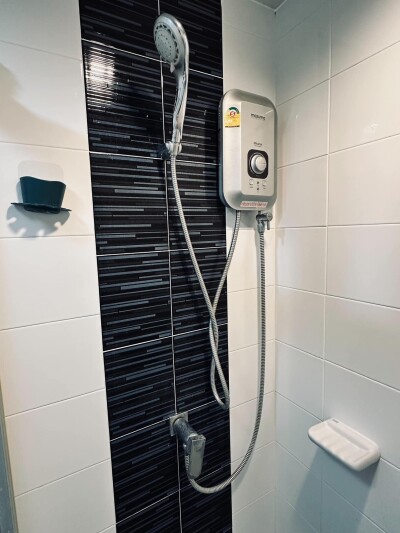 ริชพาร์ค 2 แอท เตาปูน อินเตอร์เชนจ์ / 21.56 ตร.ม.  ชั้น 6 วิวสระน้ำ