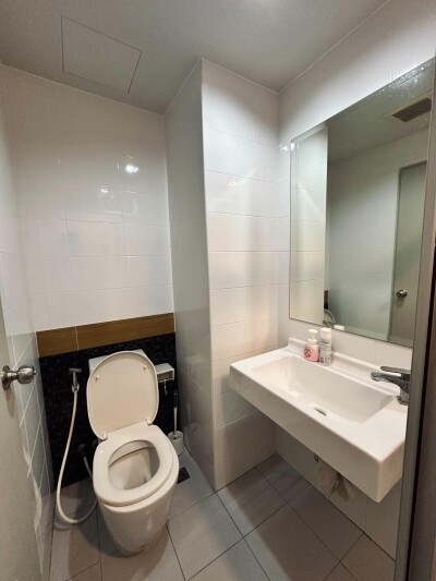 ริชพาร์ค 2 แอท เตาปูน อินเตอร์เชนจ์ / 21.56 ตร.ม.  ชั้น 6 วิวสระน้ำ