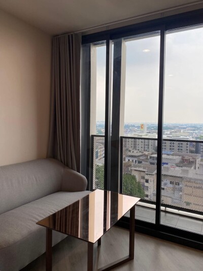 เดอะ เบส สะพานใหม่ /  28 ตารางเมตร ชั้น 14