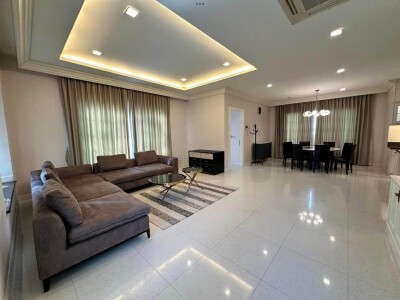 นาราสิริ บางนา / 375 ตรม-2